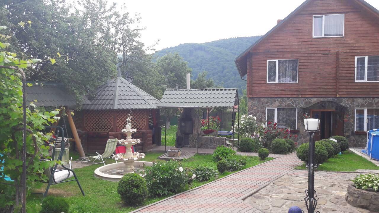 U Romana Yaremche Exterior photo