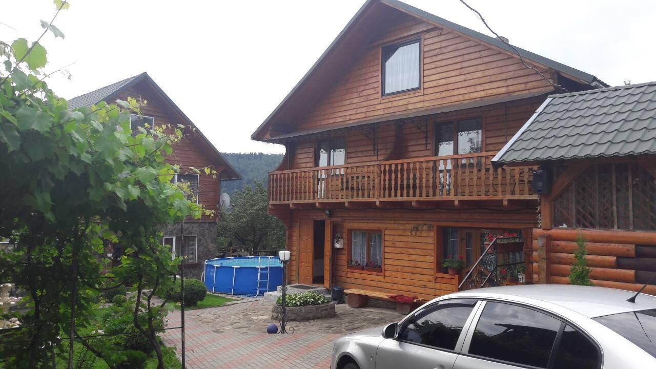 U Romana Yaremche Exterior photo